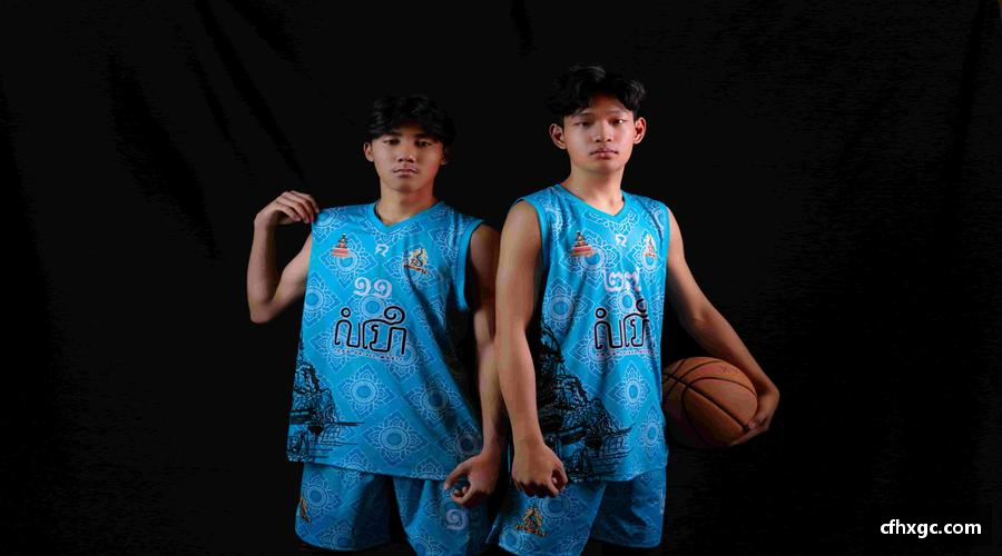 米乐YY易游每一次挥汗如雨，都是为了更闪耀的登场！✨